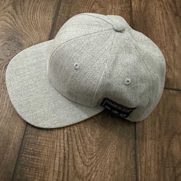 EDYELL Bluetooth Wireless Smart Speakerphone Cap - Picture 9 of 14